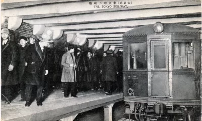 O quase centenário transporte urbano em Tóquio.